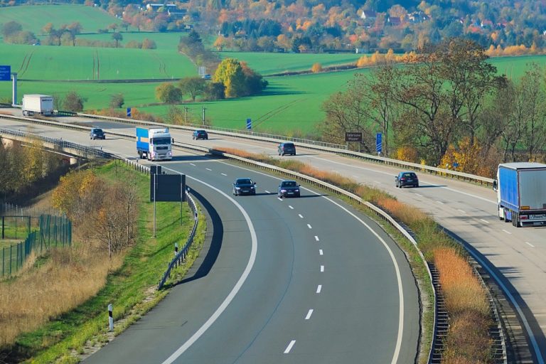 Studie zu KI-basierter Wissensplattform für BMVI